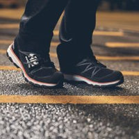 Sporty safety shoes