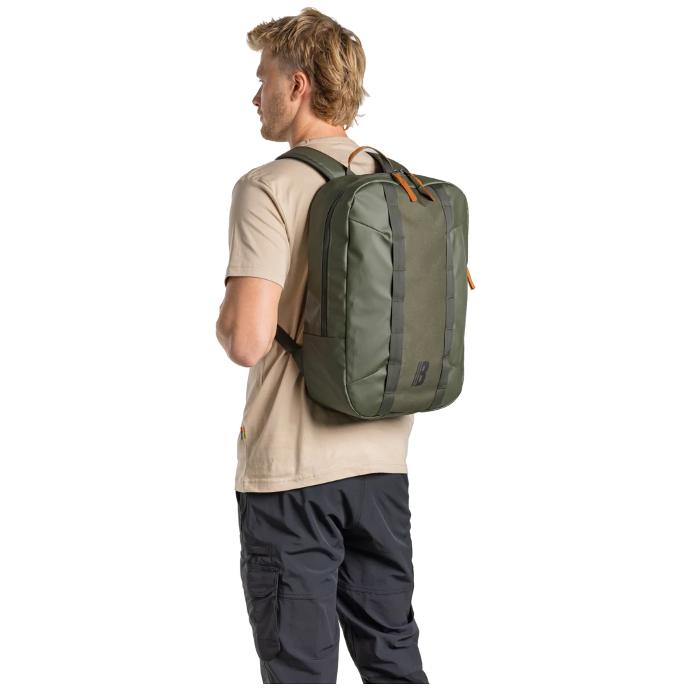 bl9238_blaklader-striker-laptop-rugzak-20-l-9238-0000-front