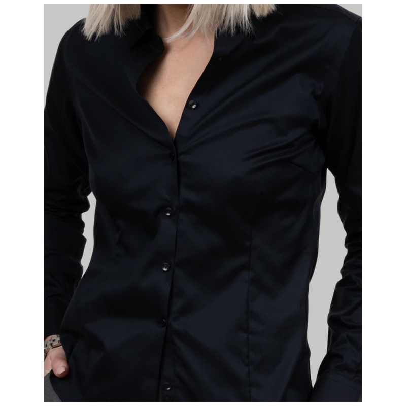 j906003_james-harvest-frost-black-bow-60-dames-blouse-29060032906003-900-bb60w-model-detail002