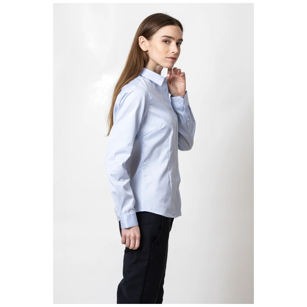 j900103_james-harvest-frost-green-bow-01-dames-blouse-29001032900103-500-greenbow01woman-modelpictureright