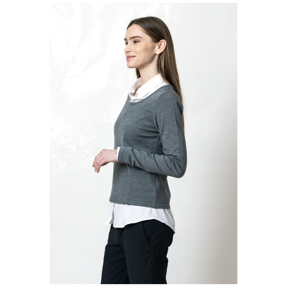 j930203_james-harvest-frost-merino-u-gebreide-sweater-dames-29302032930203-909-merinouwoman-modelpictureleft