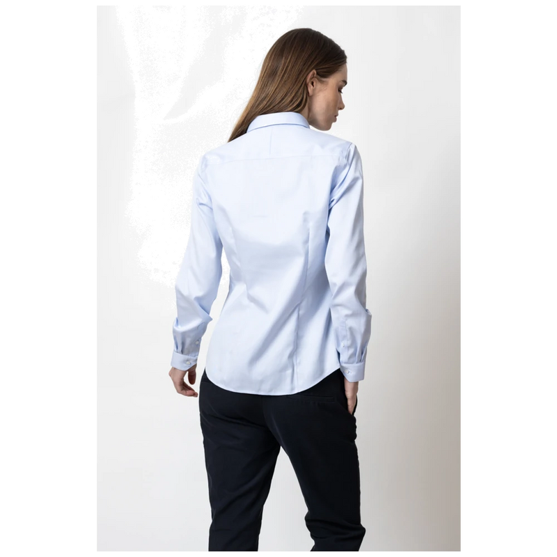 j900103_james-harvest-frost-green-bow-01-dames-blouse-29001032900103-500-greenbow01woman-modelpictureback