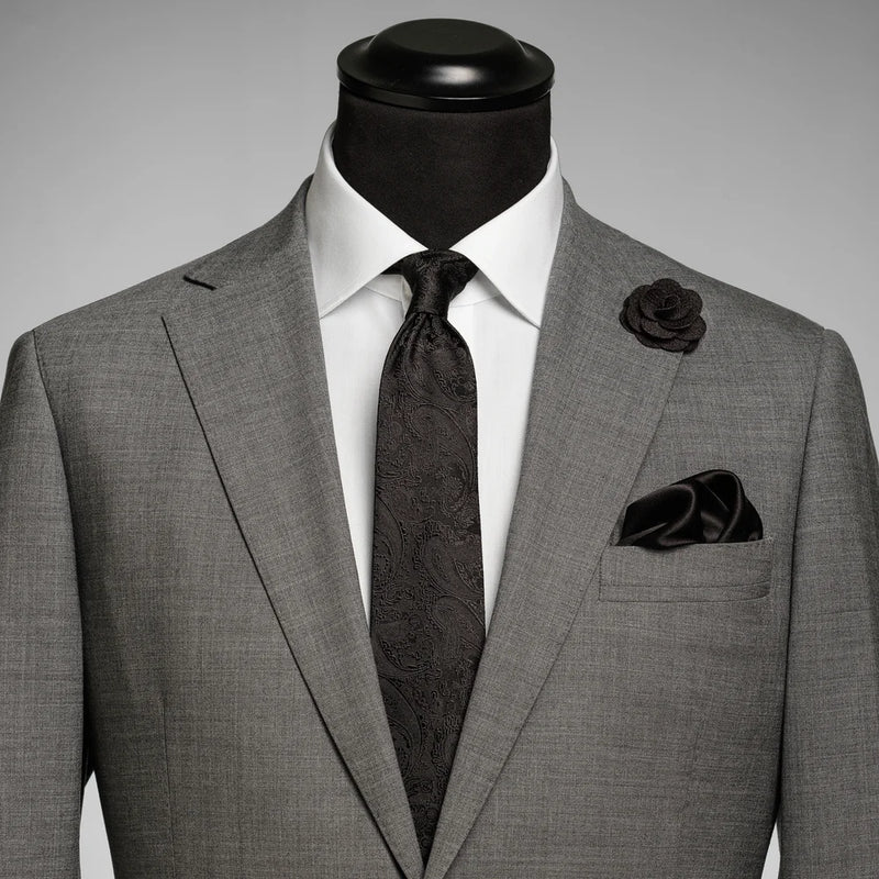 j910400-900_james-harvest-frost-solid-paisley-tie-with-giftbox-2910400-zwart-giftbox-black-front