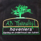 Fügen Sie ein Logo auf der Kleidung hinzu